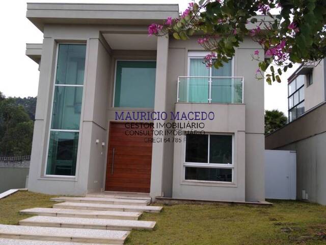#1373 - Casa para Venda em Santana de Parnaíba - SP