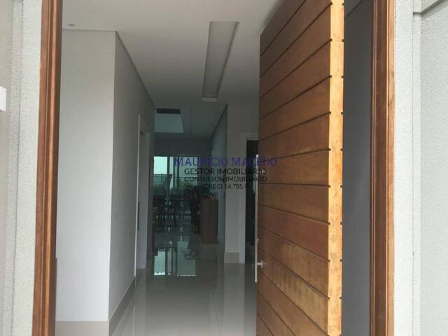 Casa para Venda em Santana de Parnaíba - 4