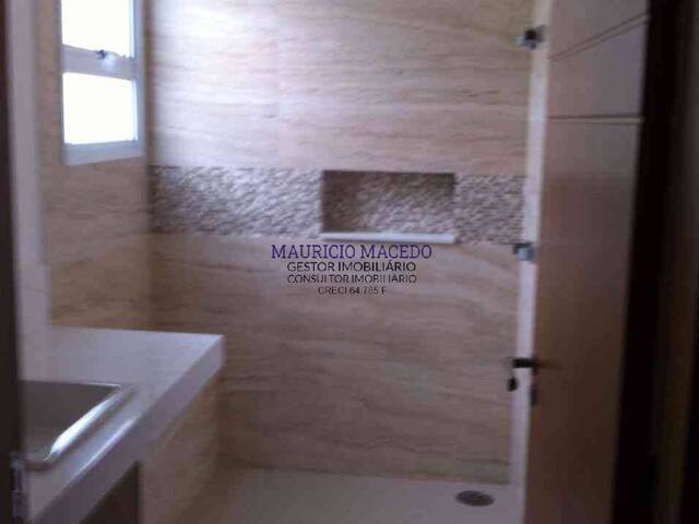 Casa para Venda em Santana de Parnaíba - 5