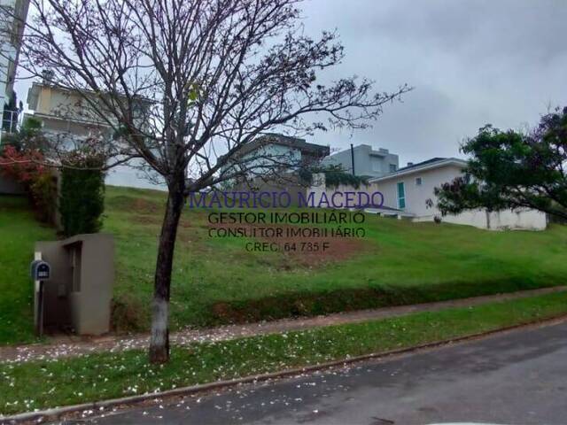 Terreno para Venda em Santana de Parnaíba - 2