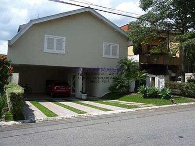 Casa para Venda em Santana de Parnaíba - 3