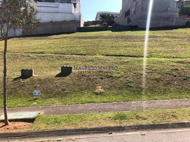 Terreno para Venda em Santana de Parnaíba - 2