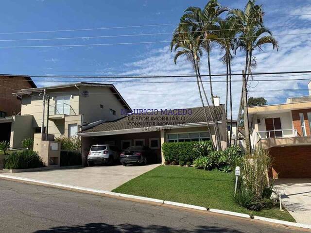 #1400 - Casa para Venda em Santana de Parnaíba - SP