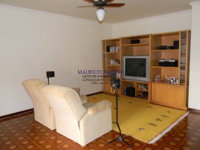 Casa para Venda em Santana de Parnaíba - 3