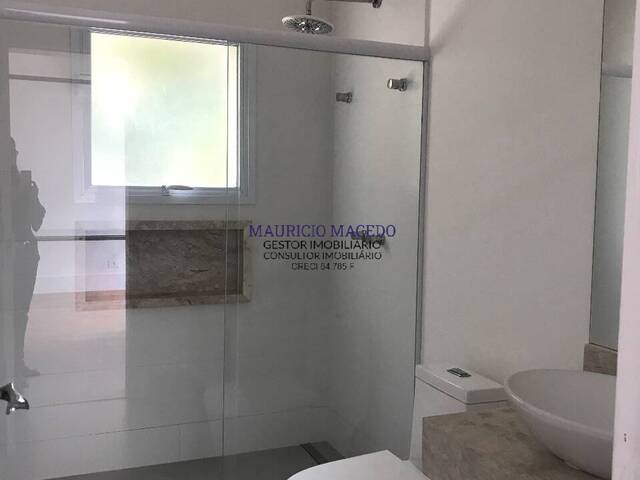 Casa para Venda em Santana de Parnaíba - 3