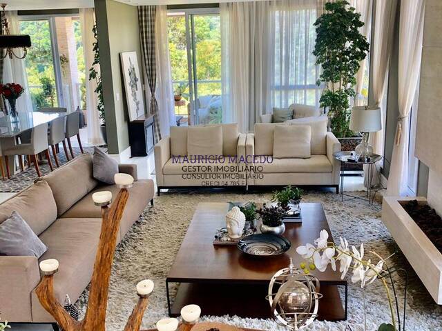 #1444 - Casa para Venda em Santana de Parnaíba - SP