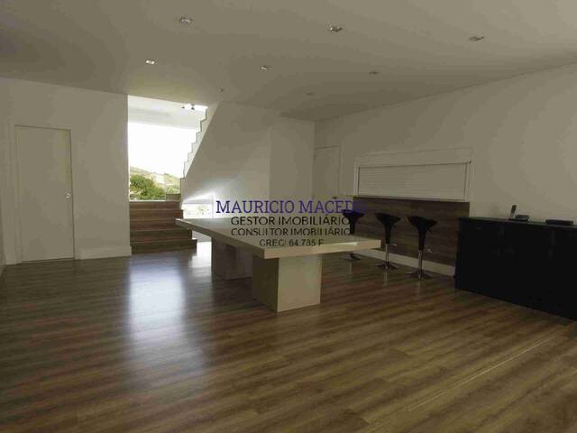 Casa para Venda em Santana de Parnaíba - 4