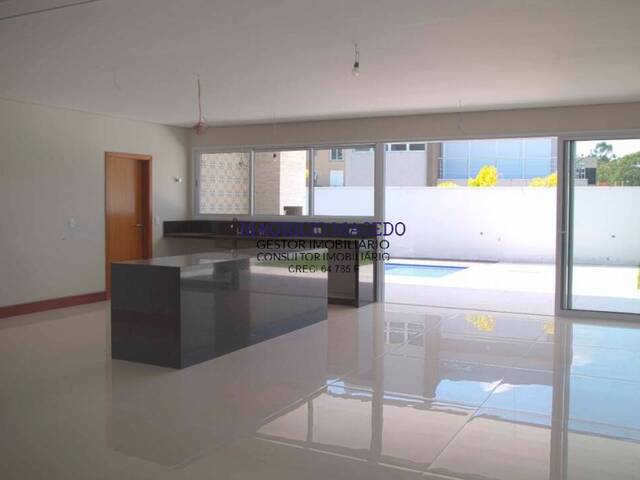 #1461 - Casa para Venda em Santana de Parnaíba - SP