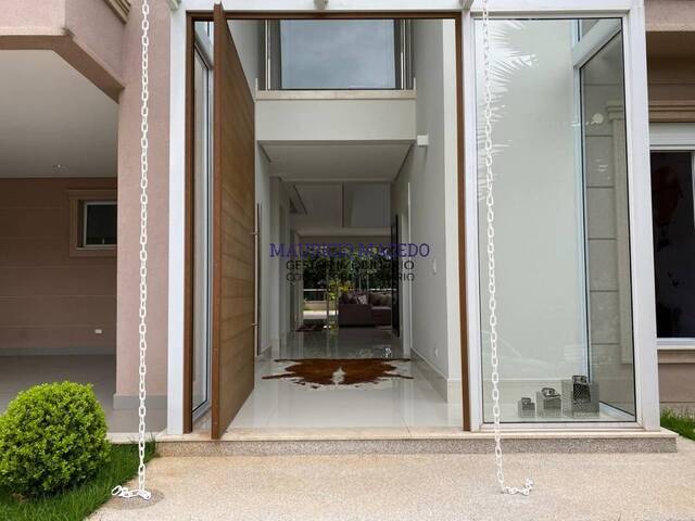 #1470 - Casa para Venda em Santana de Parnaíba - SP