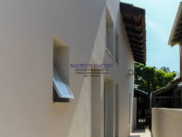 Casa para Venda em Santana de Parnaíba - 3