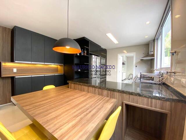 Casa para Venda em Santana de Parnaíba - 5