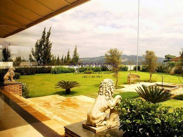 Casa para Venda em Santana de Parnaíba - 5