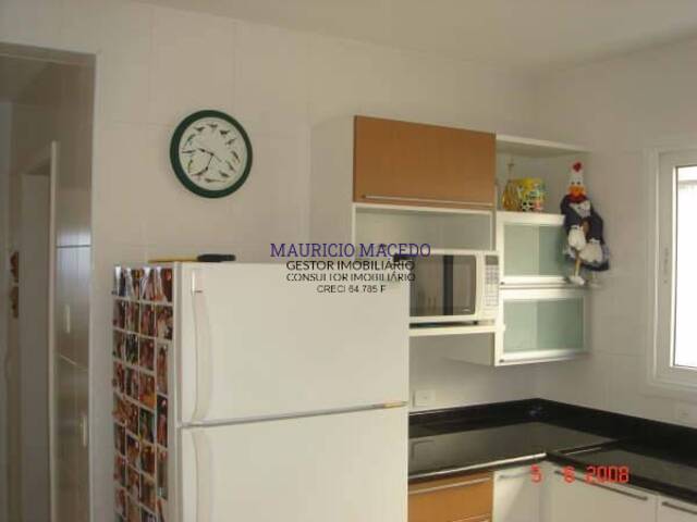 Casa para Venda em Santana de Parnaíba - 3
