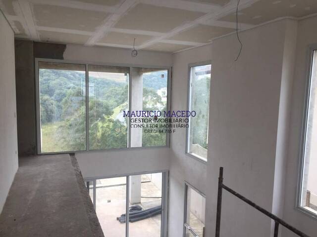 #1497 - Casa para Venda em Santana de Parnaíba - SP