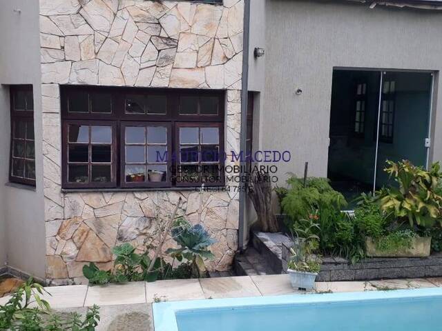Casa para Venda em Santana de Parnaíba - 2