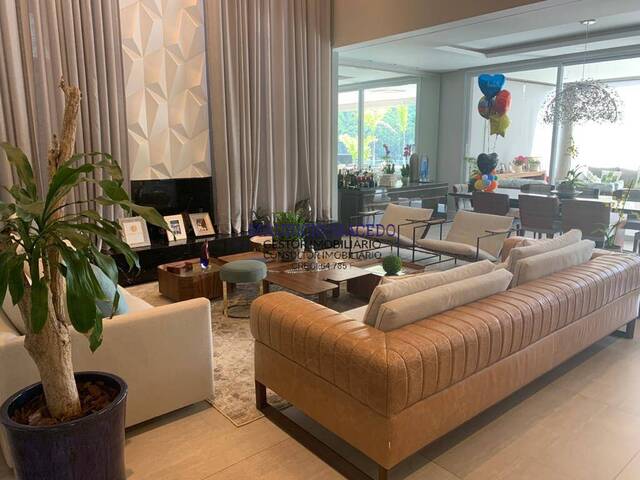 #1503 - Casa para Venda em Santana de Parnaíba - SP