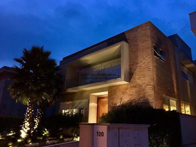 #1504 - Casa para Venda em Santana de Parnaíba - SP