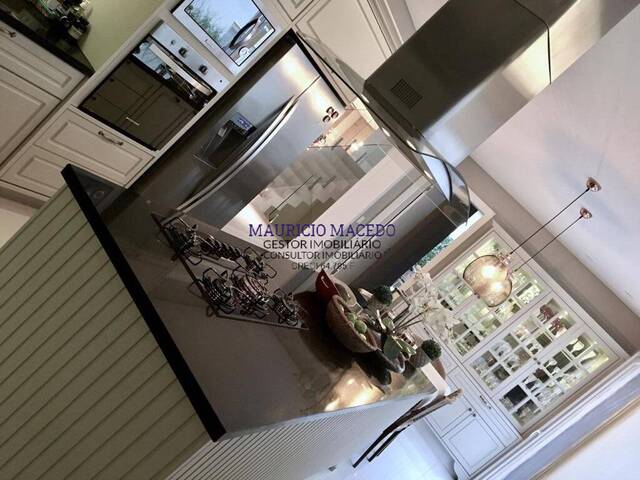 #1504 - Casa para Venda em Santana de Parnaíba - SP