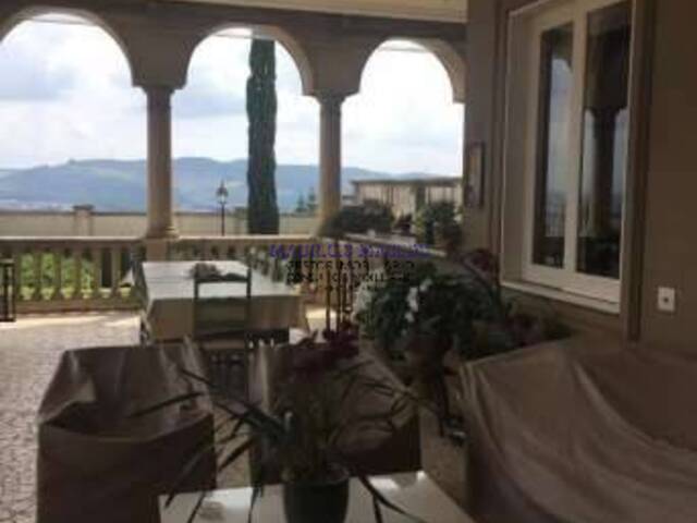 #1507 - Casa para Venda em Santana de Parnaíba - SP