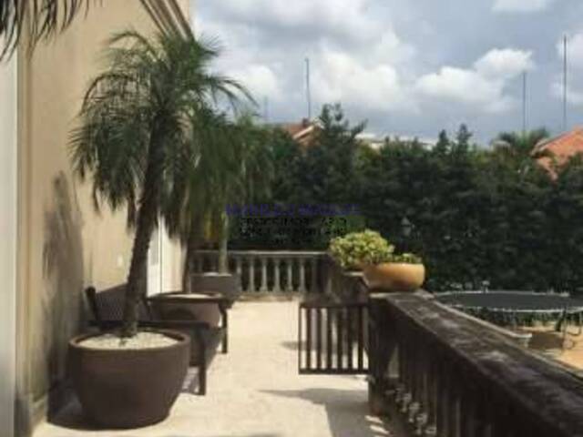Casa para Venda em Santana de Parnaíba - 5