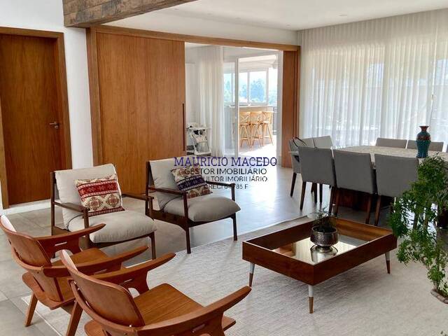 Casa para Venda em Santana de Parnaíba - 4