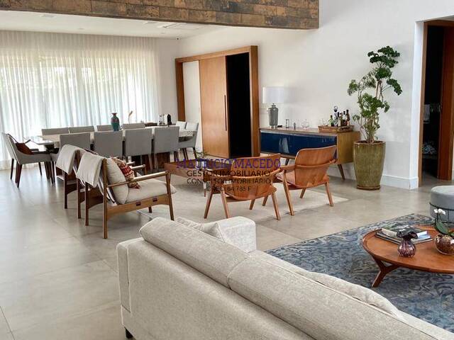 Casa para Venda em Santana de Parnaíba - 2