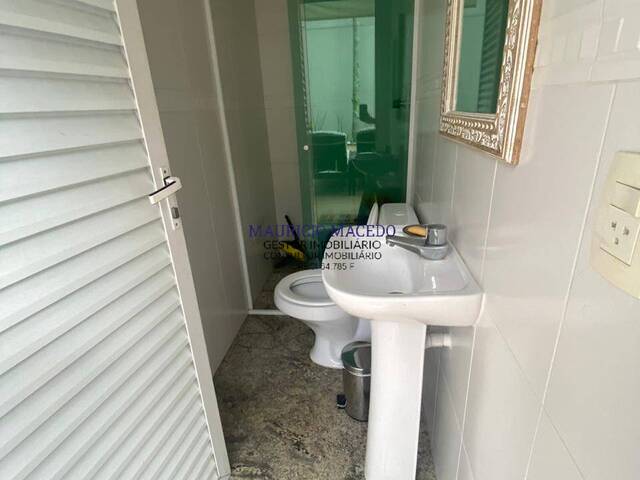 Casa para Venda em Santana de Parnaíba - 4