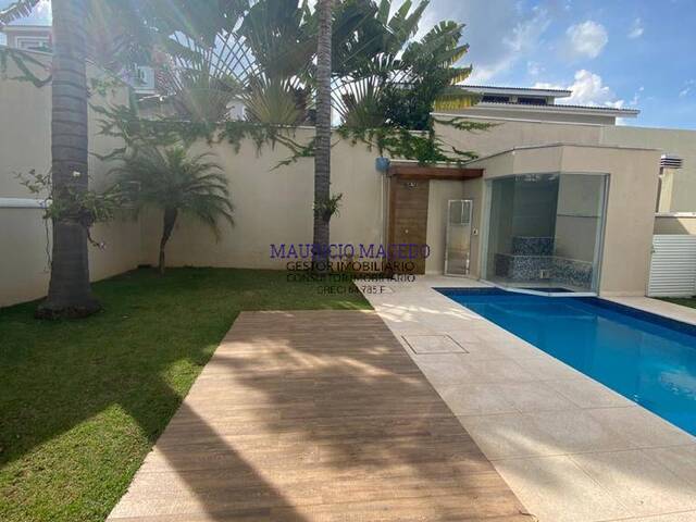 #1535 - Casa para Venda em Santana de Parnaíba - SP