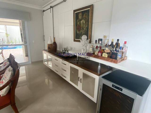 Casa para Venda em Santana de Parnaíba - 3