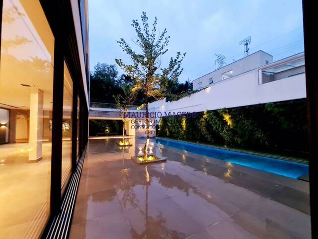 Casa para Venda em Santana de Parnaíba - 5