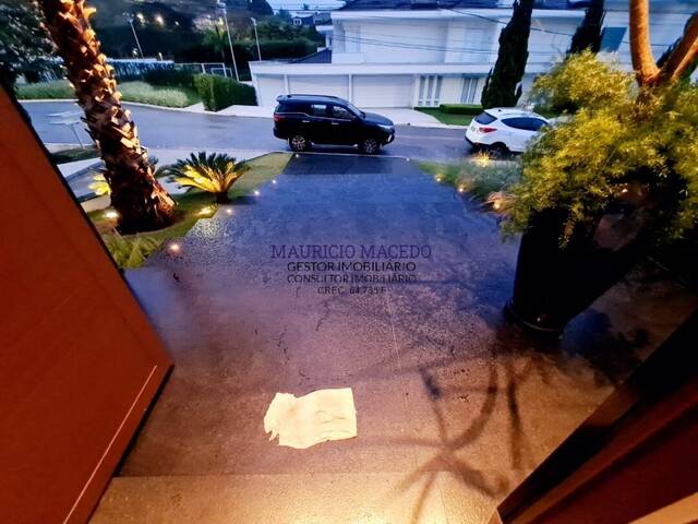 #1542 - Casa para Venda em Santana de Parnaíba - SP