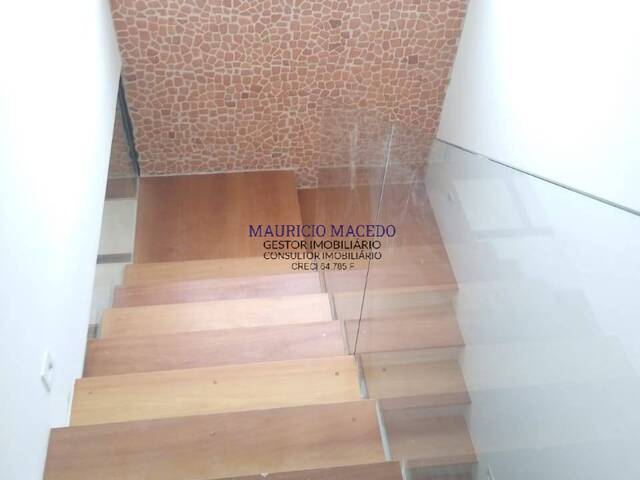 Casa para Venda em Santana de Parnaíba - 5