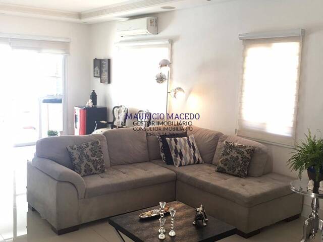 Casa para Venda em Santana de Parnaíba - 5