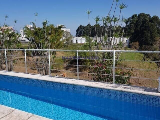 Casa para Venda em Santana de Parnaíba - 4