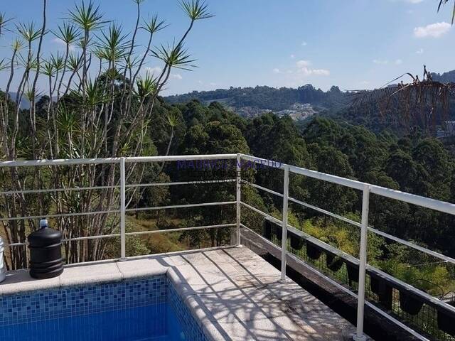 Casa para Venda em Santana de Parnaíba - 3