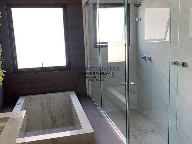 #1573 - Casa para Venda em Barueri - SP