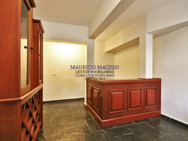 #1586 - Casa para Venda em Santana de Parnaíba - SP