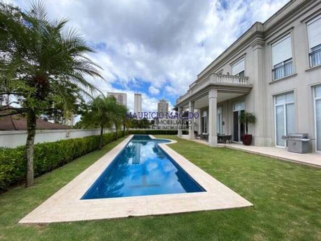 #1596 - Casa para Venda em Barueri - SP