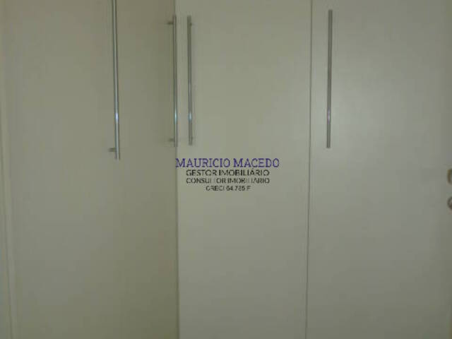 #1598 - Casa para Venda em Barueri - SP