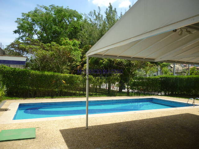 Casa para Locação em Santana de Parnaíba - 1