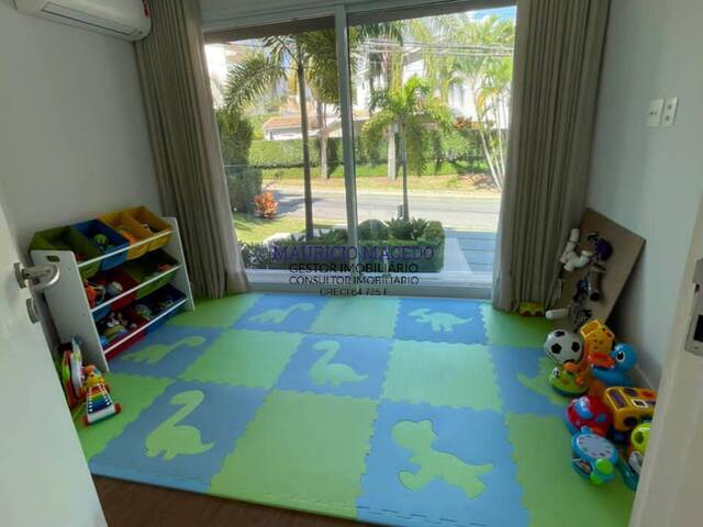 Casa para Venda em Santana de Parnaíba - 3