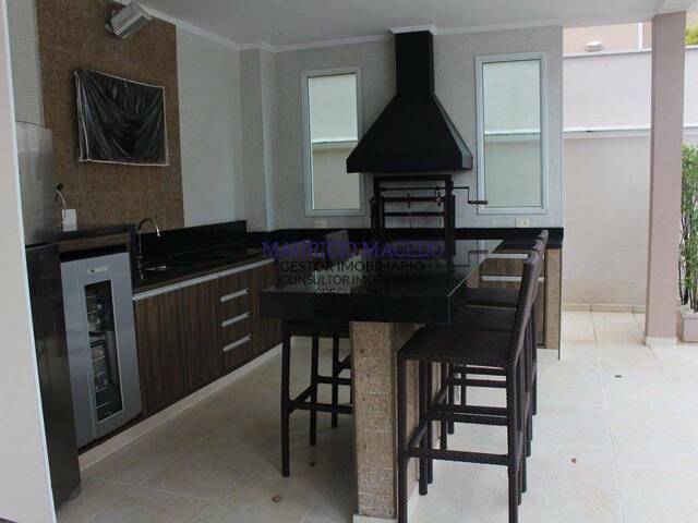 Casa para Venda em Santana de Parnaíba - 4