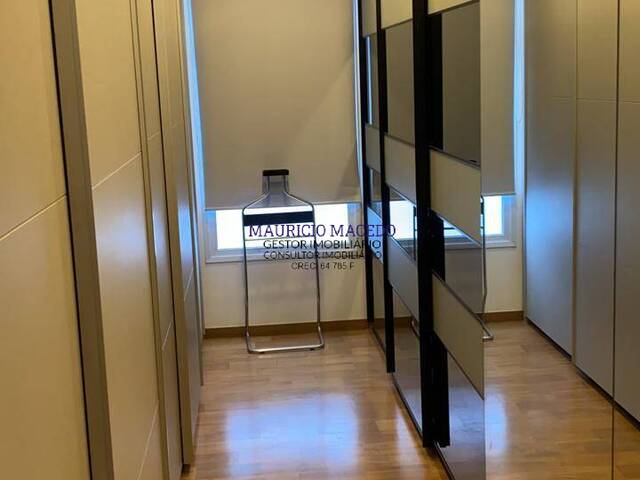 #1614 - Casa para Venda em Santana de Parnaíba - SP