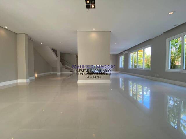Casa para Venda em Santana de Parnaíba - 4