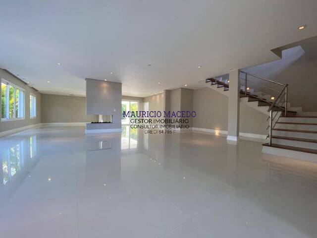 Casa para Venda em Santana de Parnaíba - 5