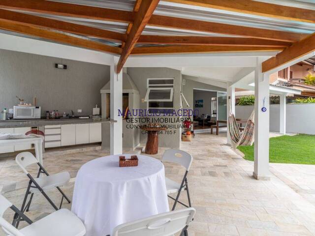 Casa para Venda em Santana de Parnaíba - 5