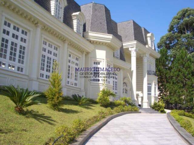 Casa para Venda em Santana de Parnaíba - 2