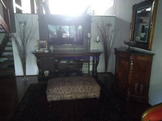 Casa para Venda em Santana de Parnaíba - 3