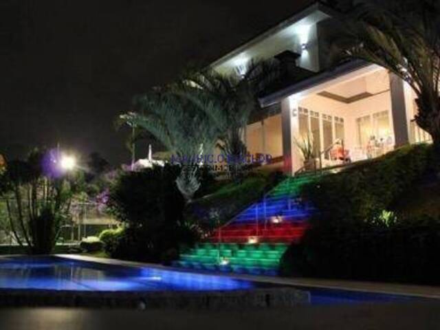 #1626 - Casa para Venda em Barueri - SP