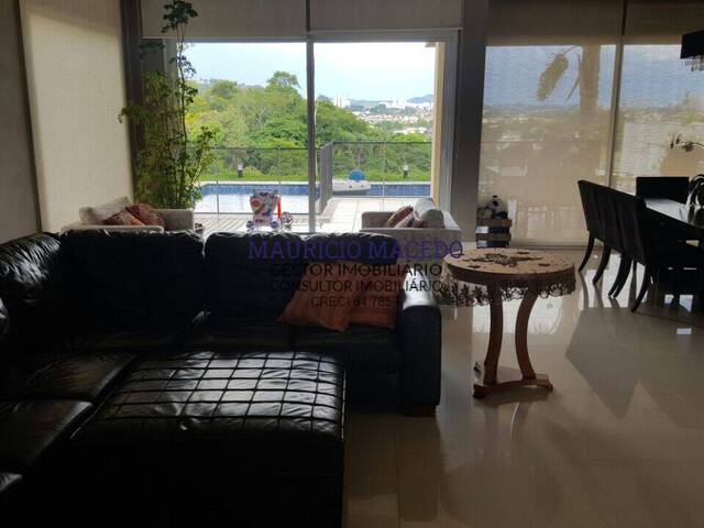 Casa para Venda em Santana de Parnaíba - 5